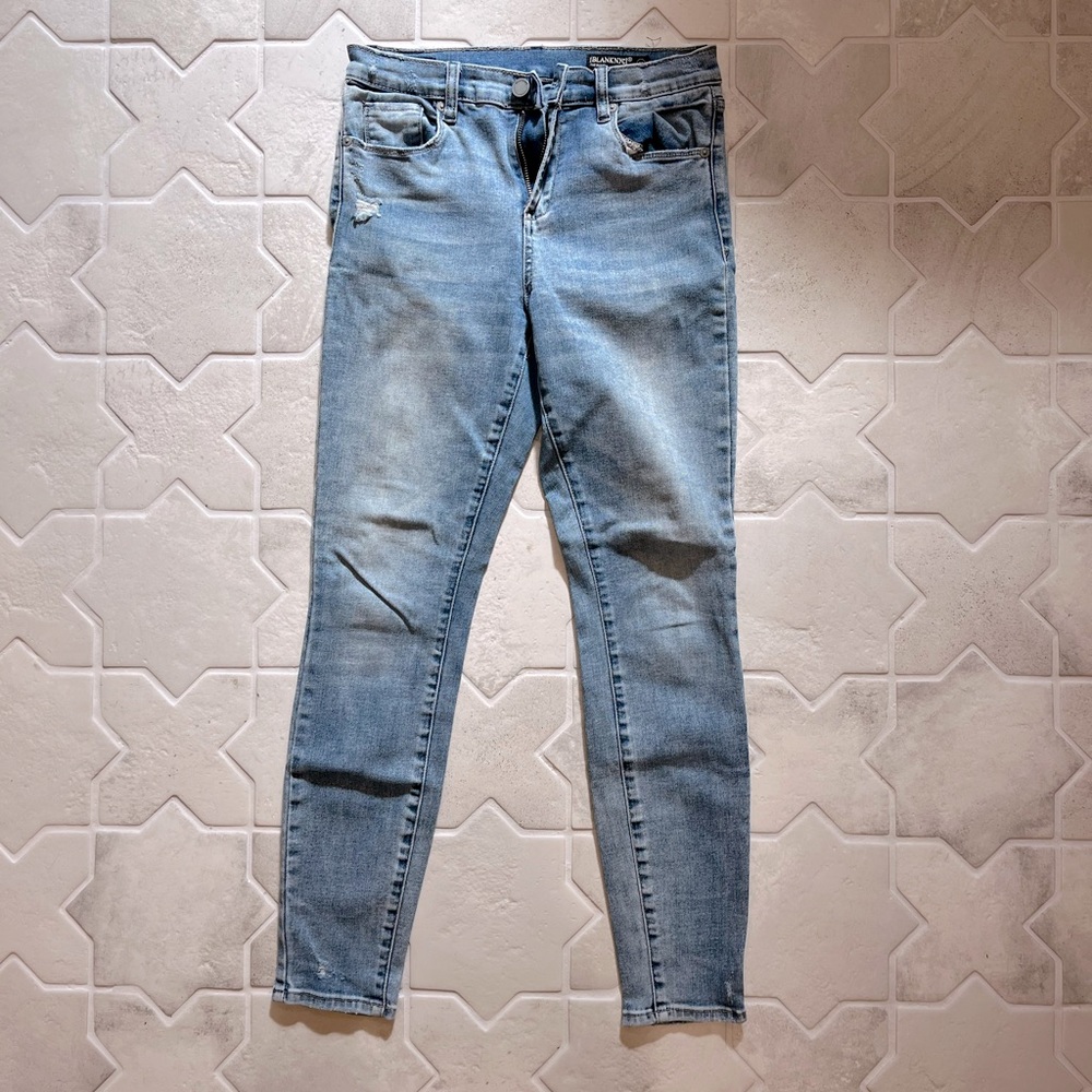 Blank NYC “The Bond” Midrise Skinny Size 28